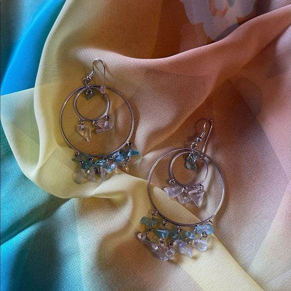 Beaded hoop earrings - Picture 2 of 2